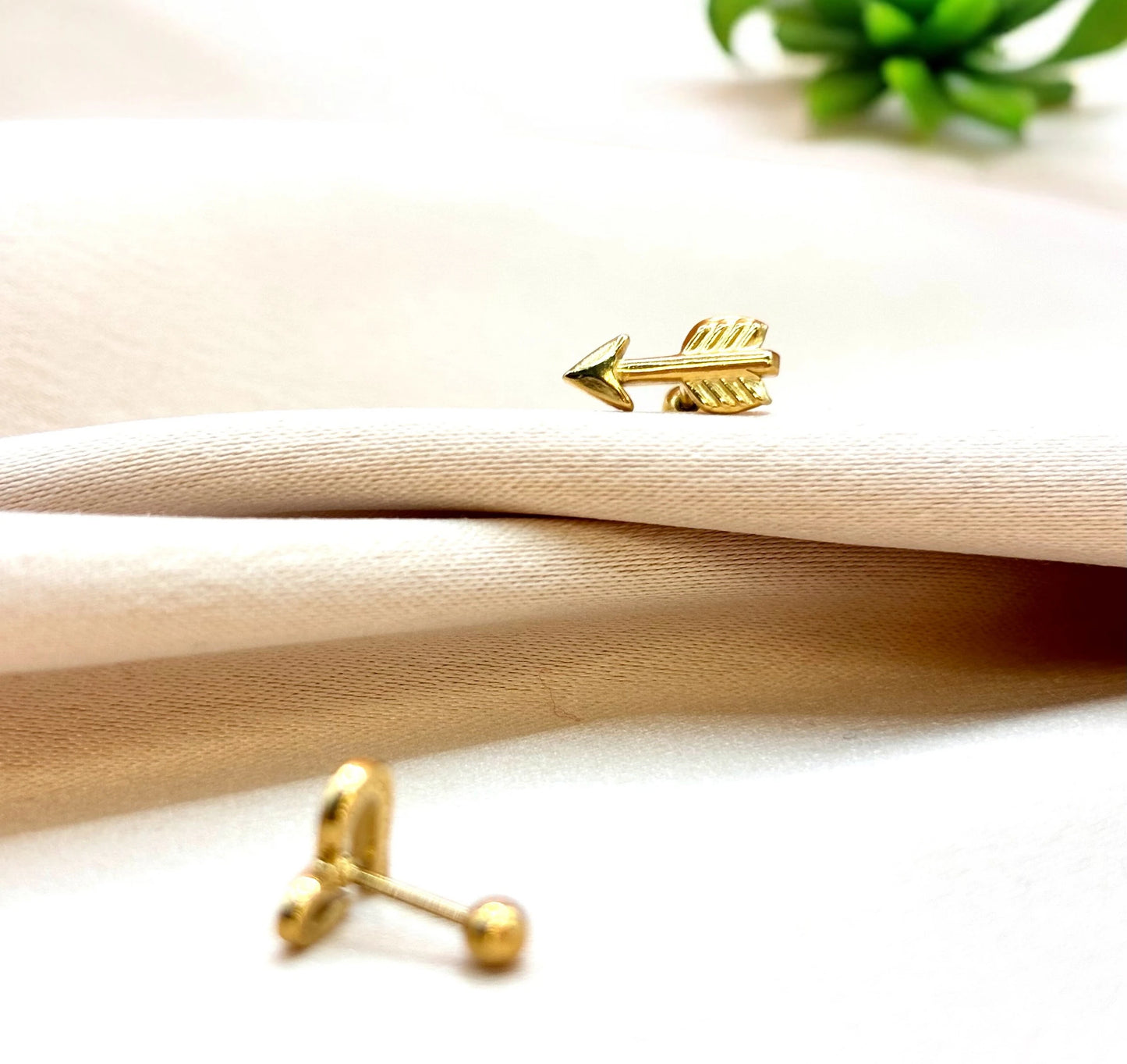 Gold Arrow BB piercing
