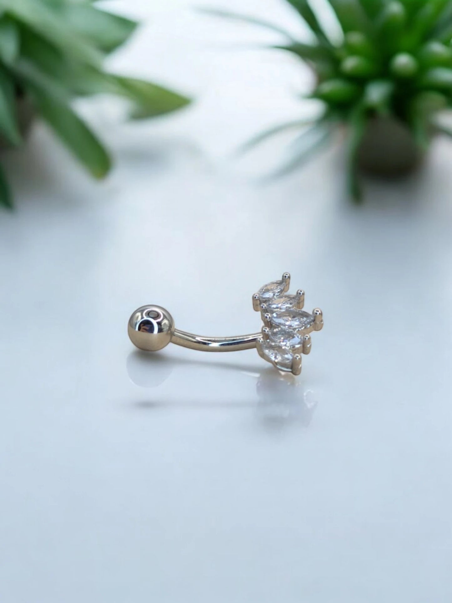 Crystal Belly piercing