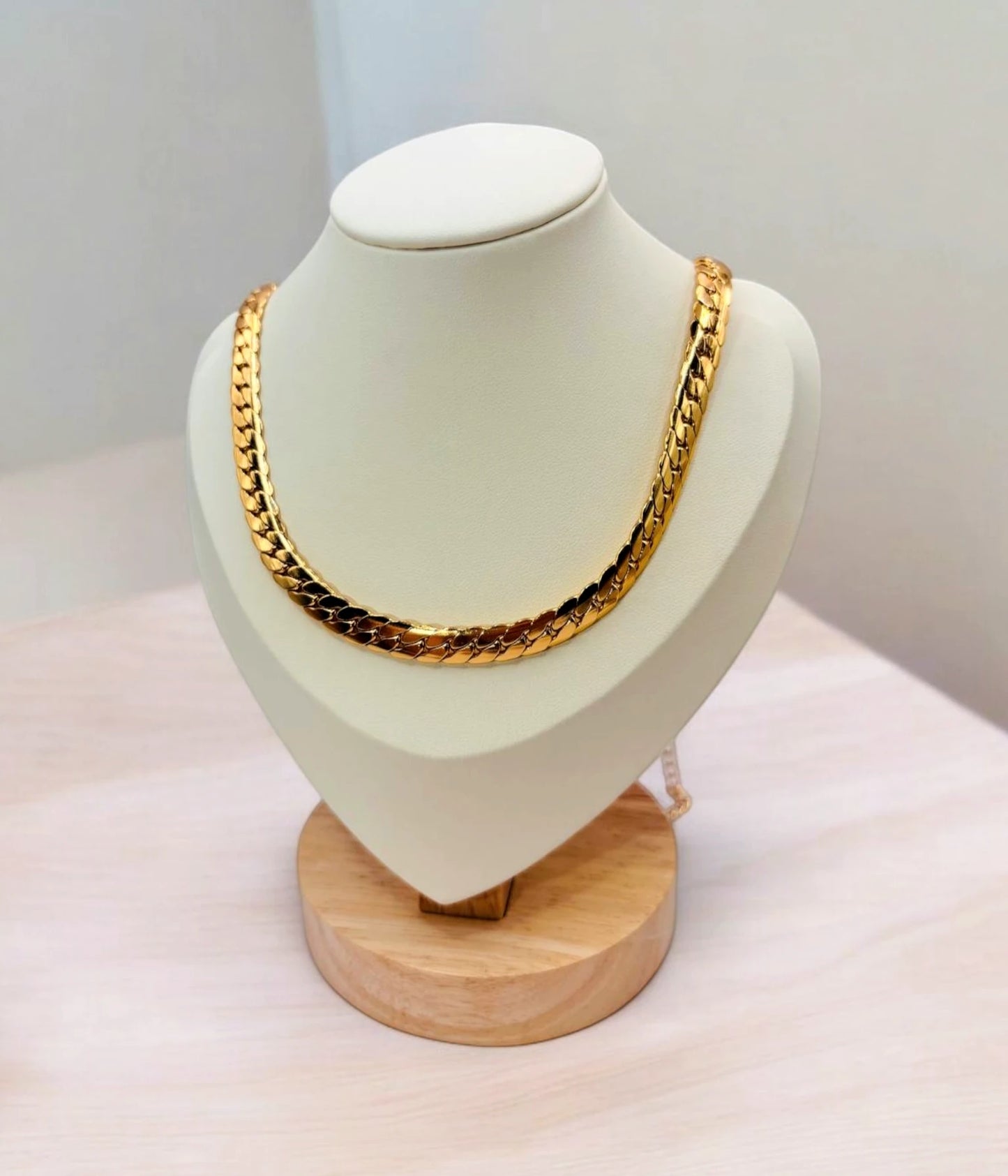 Gourmette chain