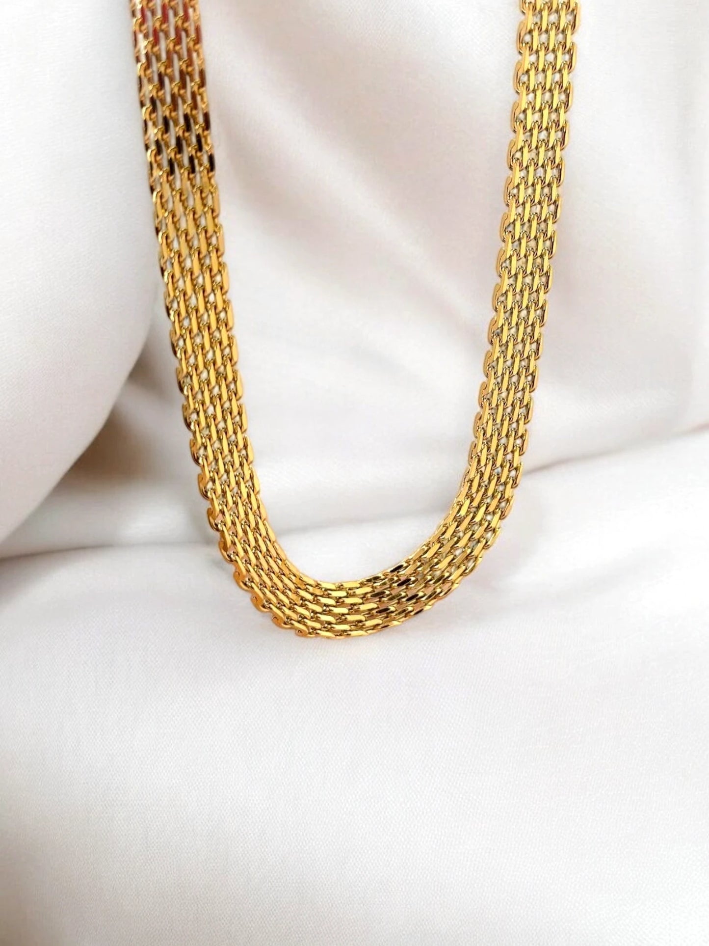 Vintage-style chain