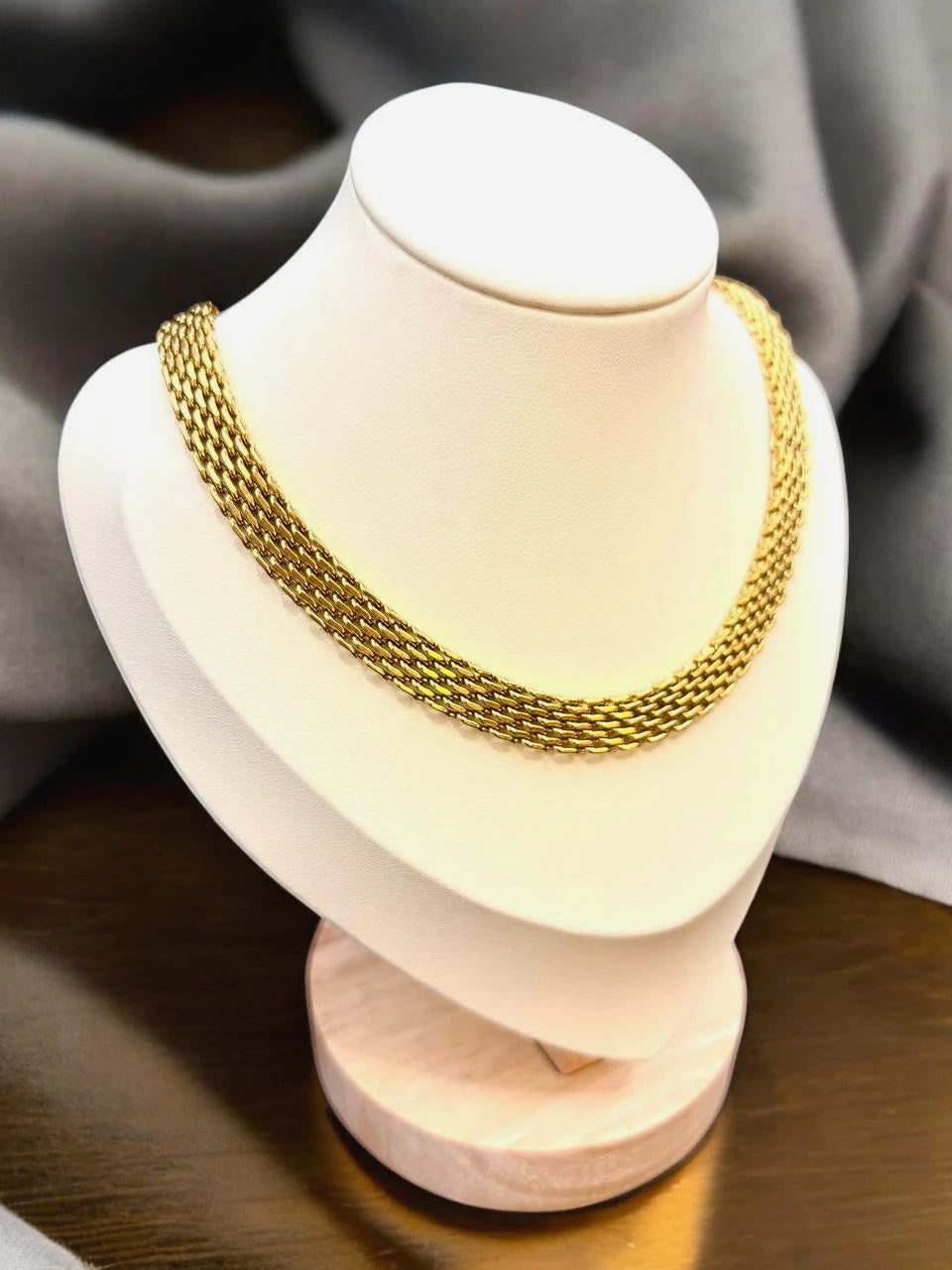 Vintage-style chain