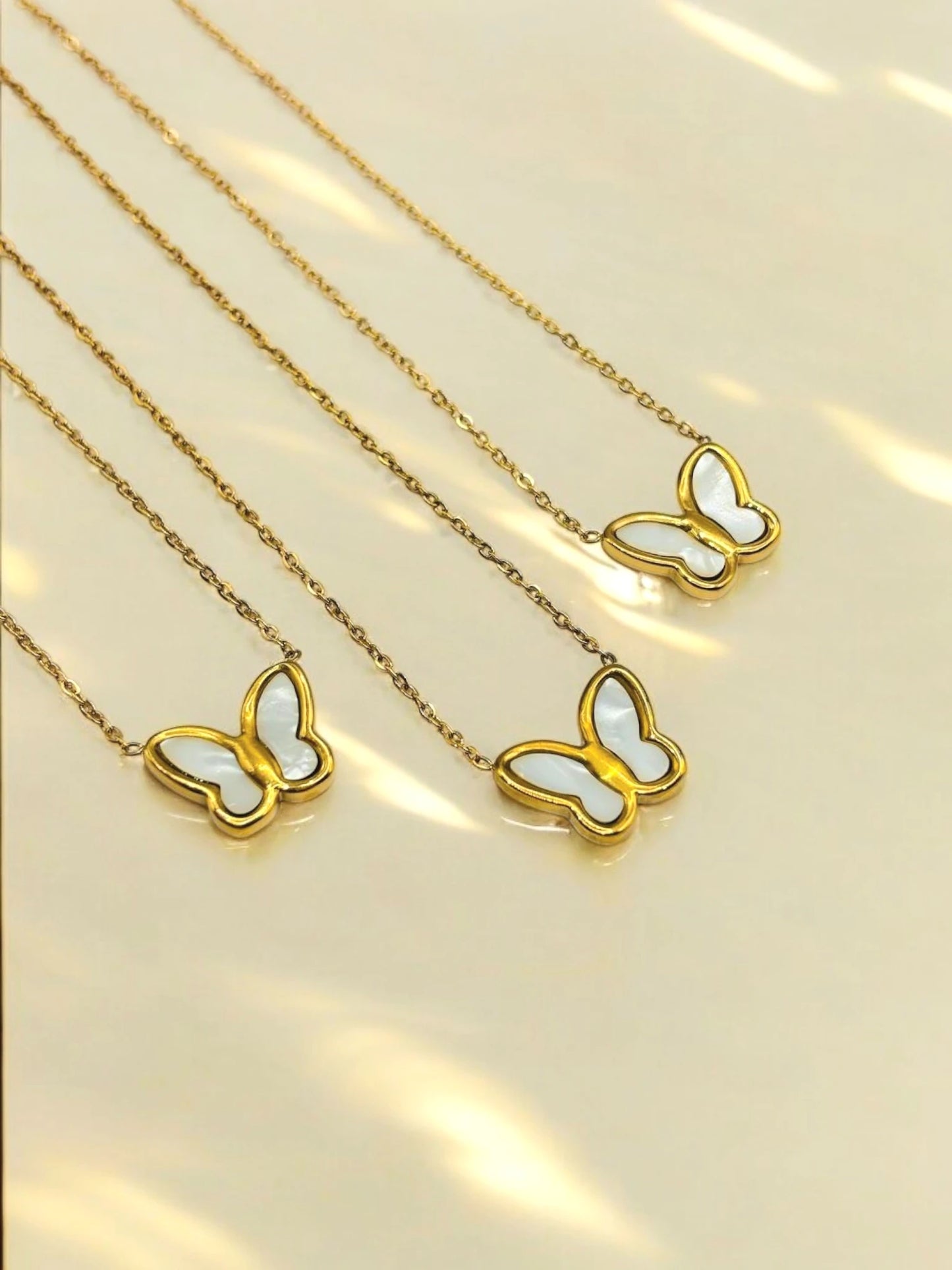 Wings of elegance set (necklace . Earring )