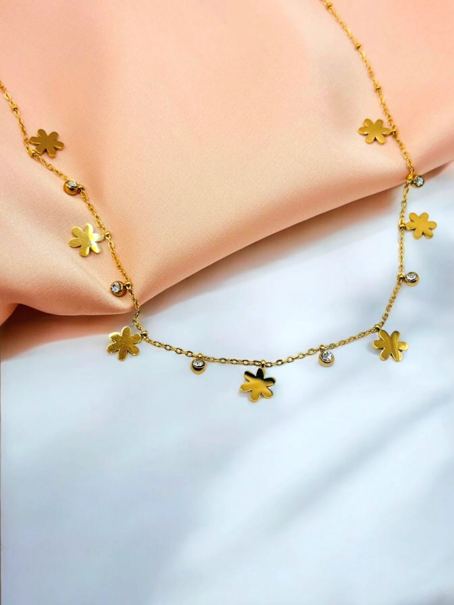 Farfasha necklace