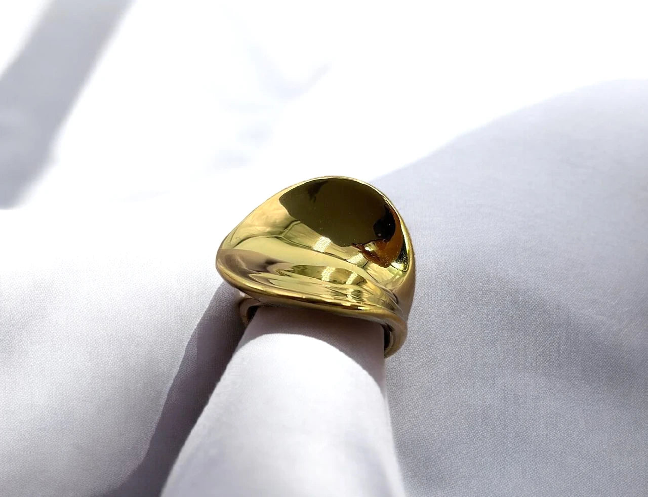 Emerald ring
