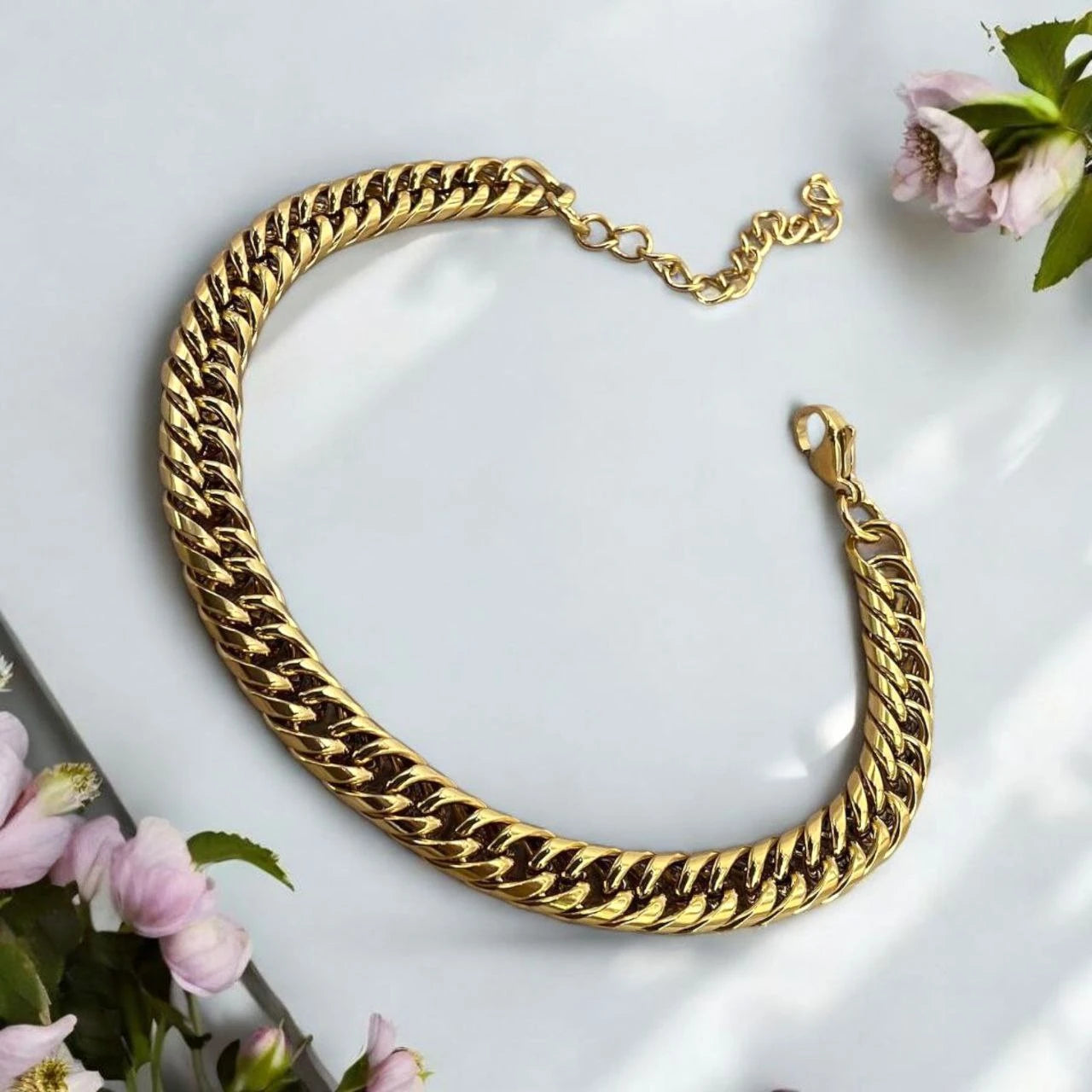 Simple link bracelet