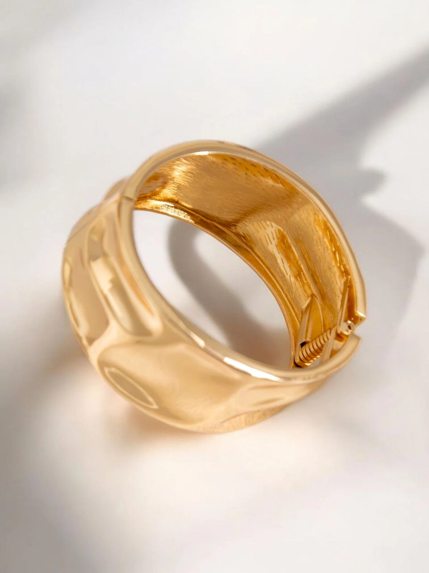 Diva chunky bangle