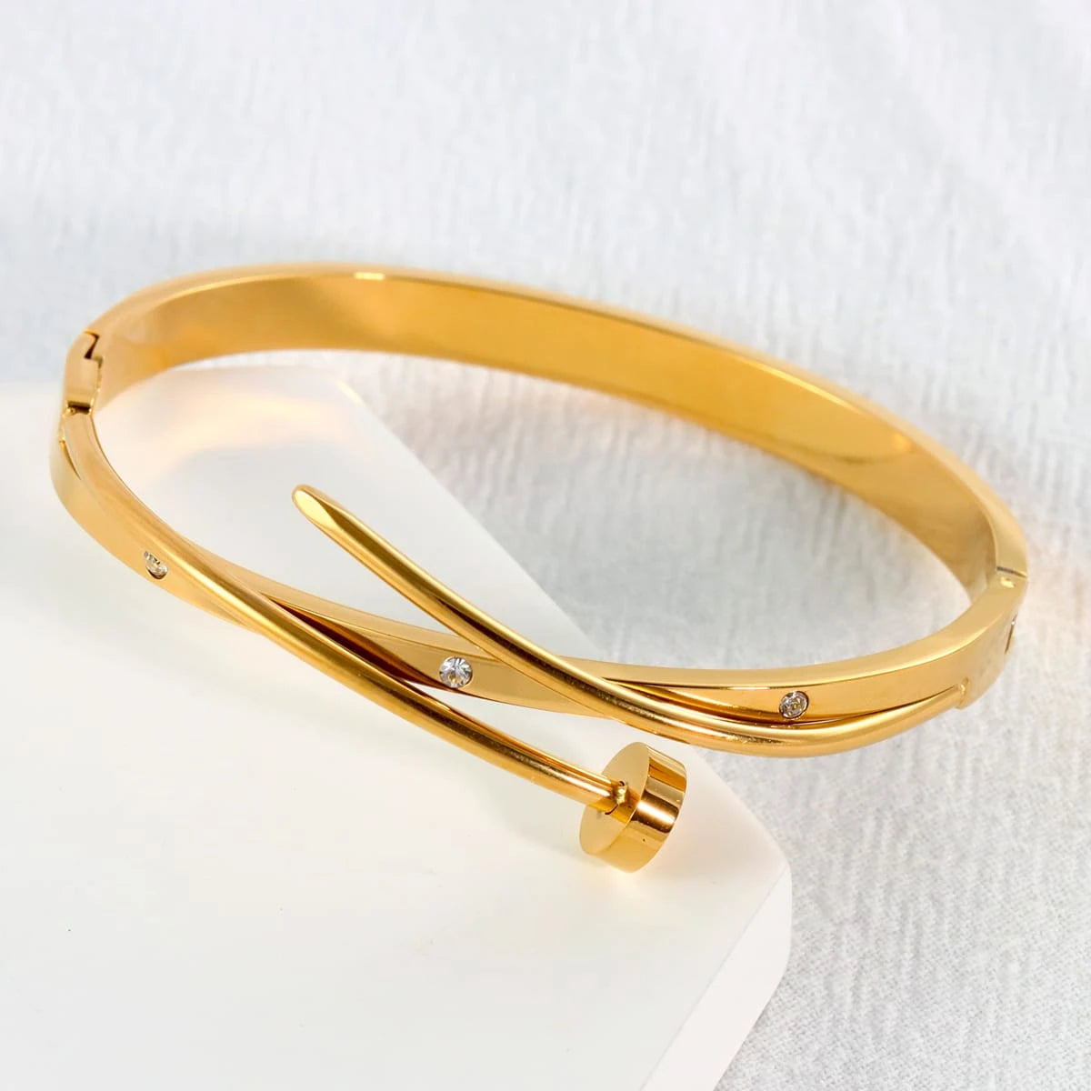 Helix bangle