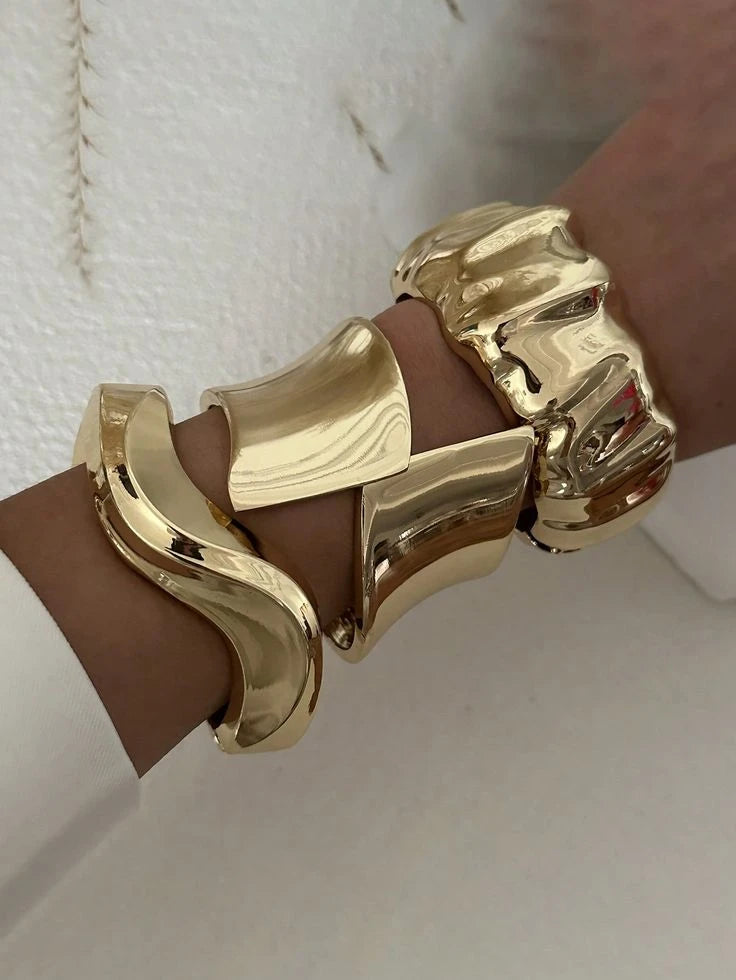 Glamour chunky bangle