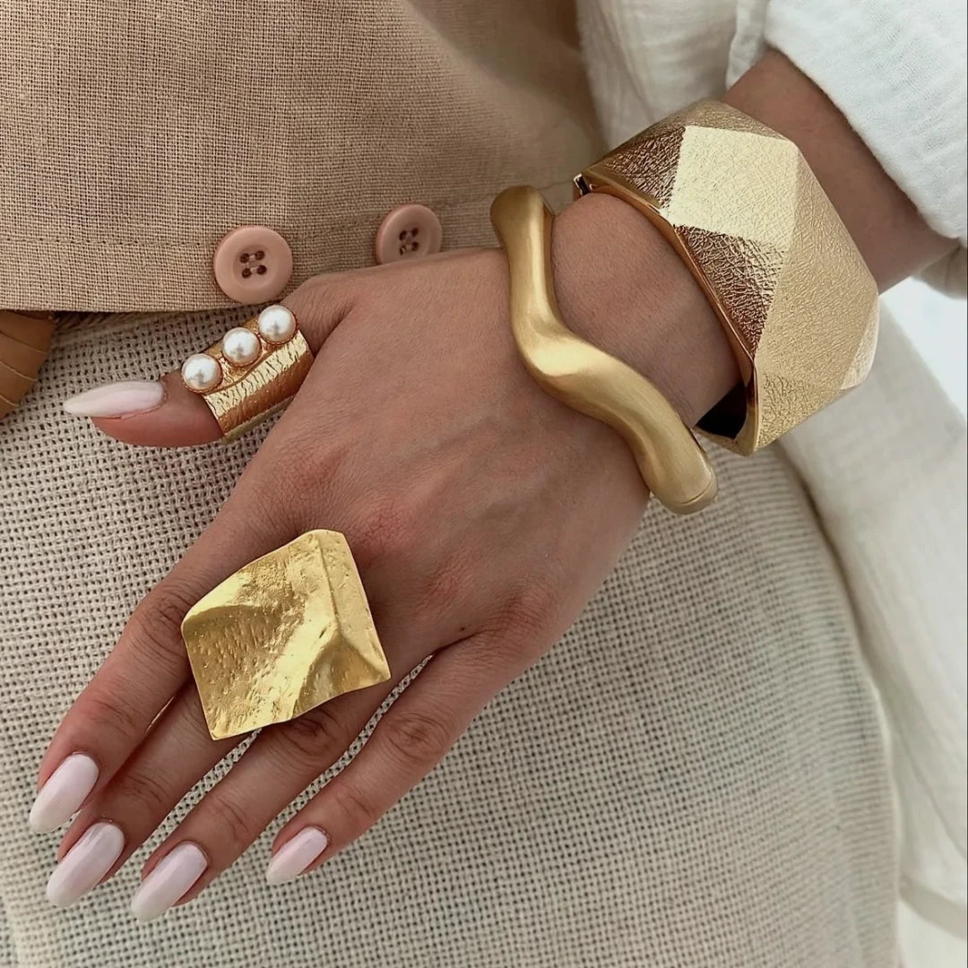 Luxe chunky bangle