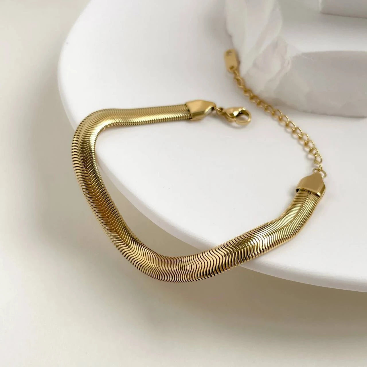 Flow bracelet