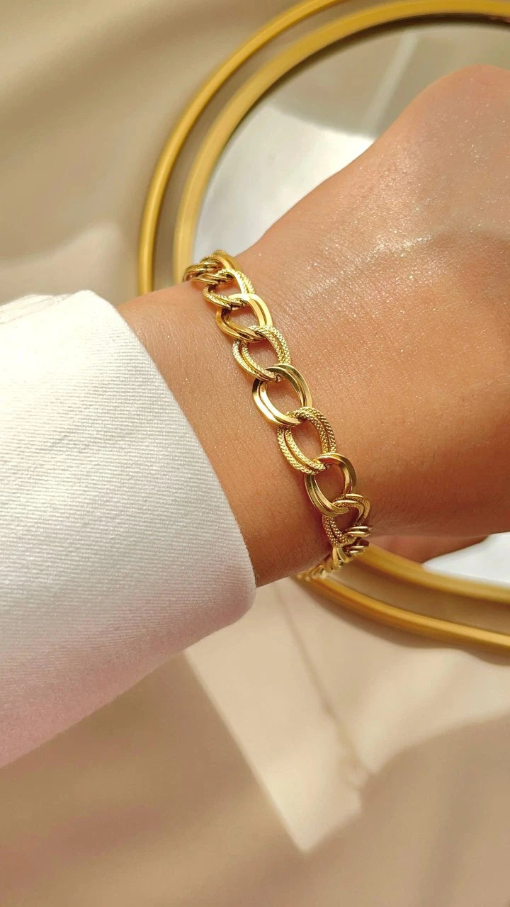 Luna links bracelet