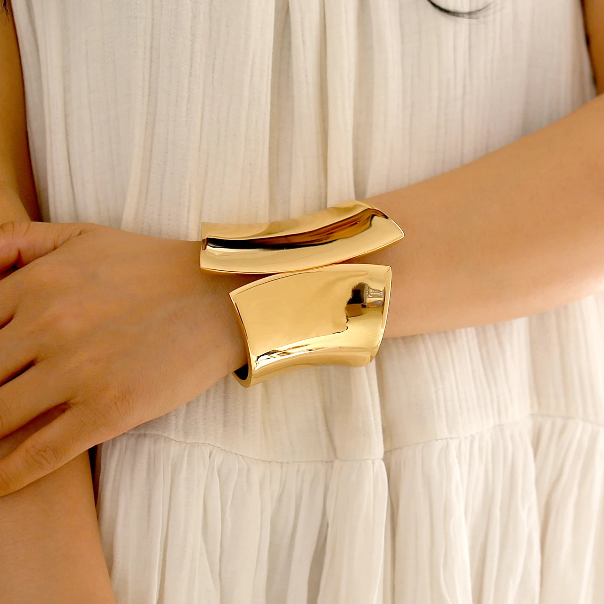 Solene chunky bangles