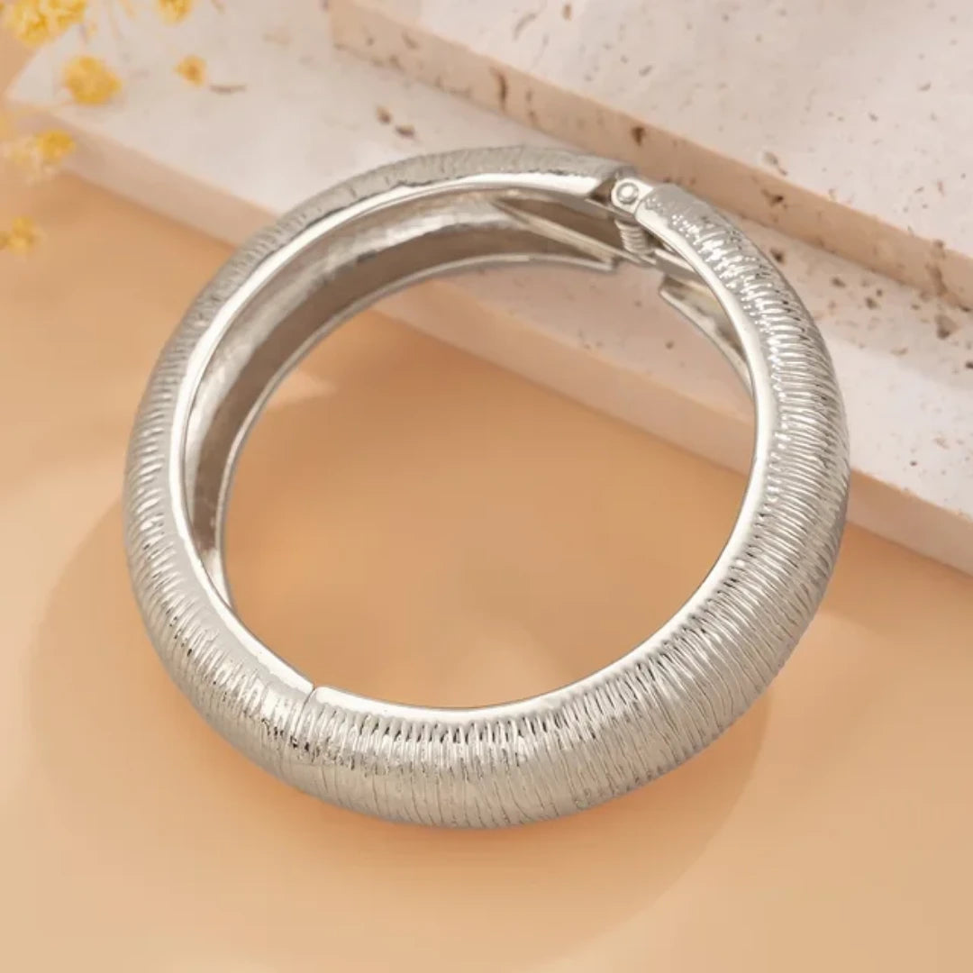 Athena chunky bangle
