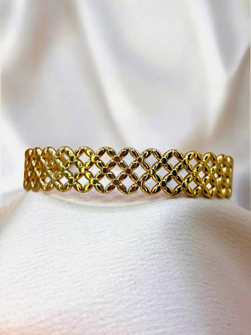 Golden tangled bangle