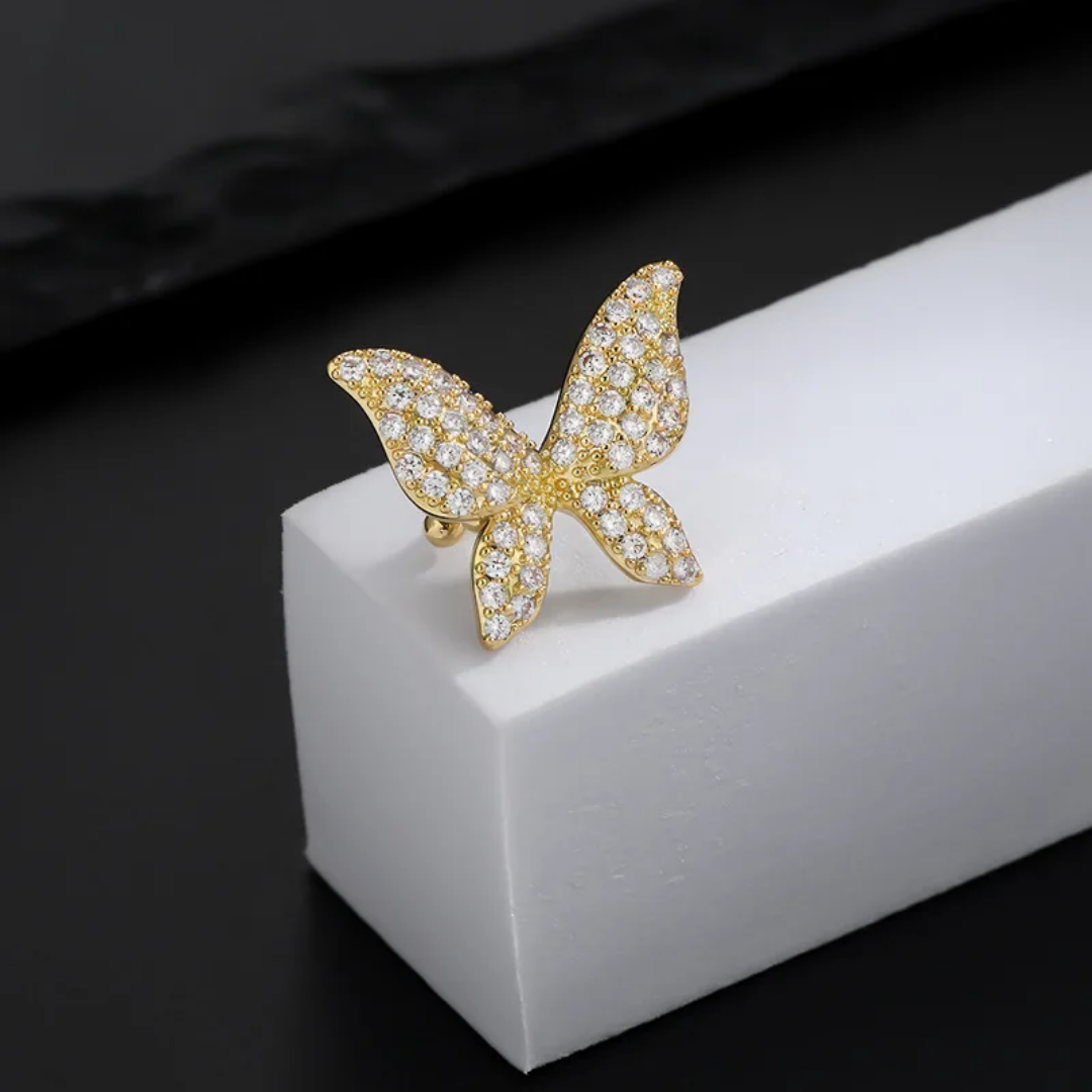 Shimmering wings fake piercing