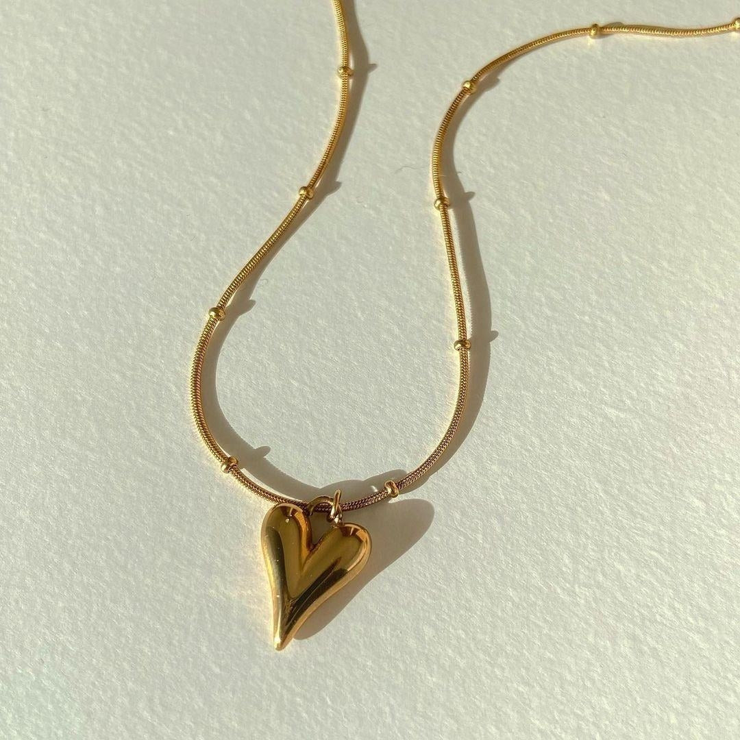 Sweet heart necklace