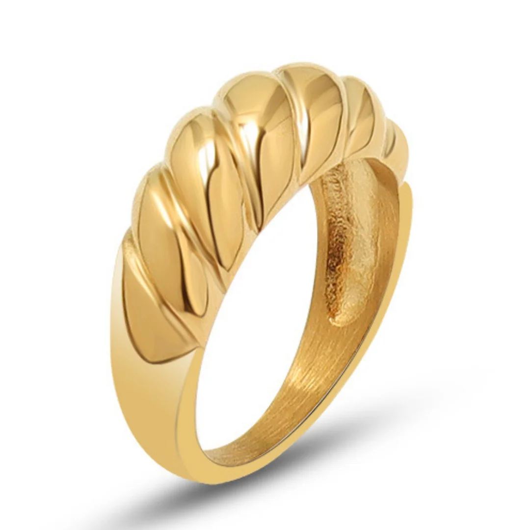 Croissant ring