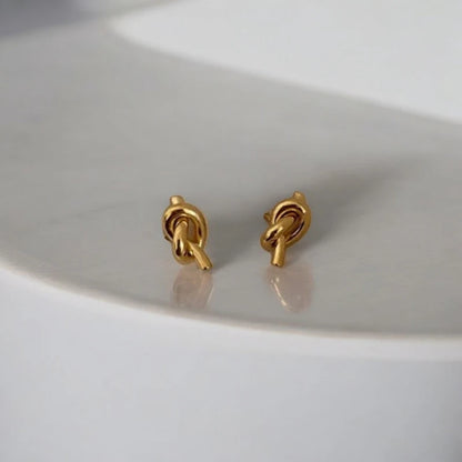 Love_knot earrings