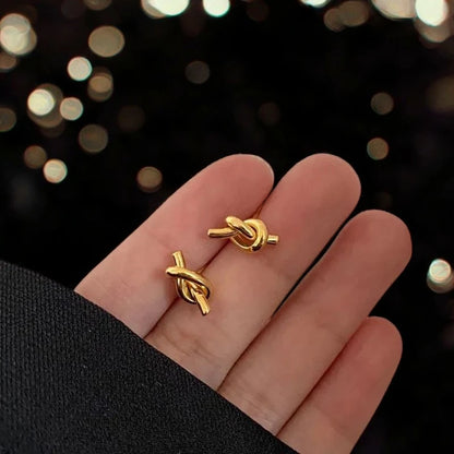 Love_knot earrings