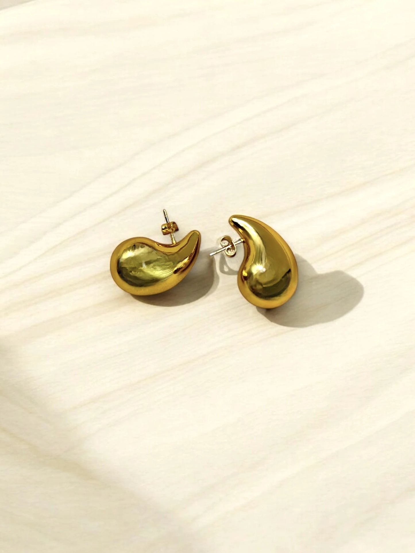 Tear drop earrings