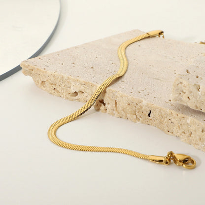 Snake style bracelet