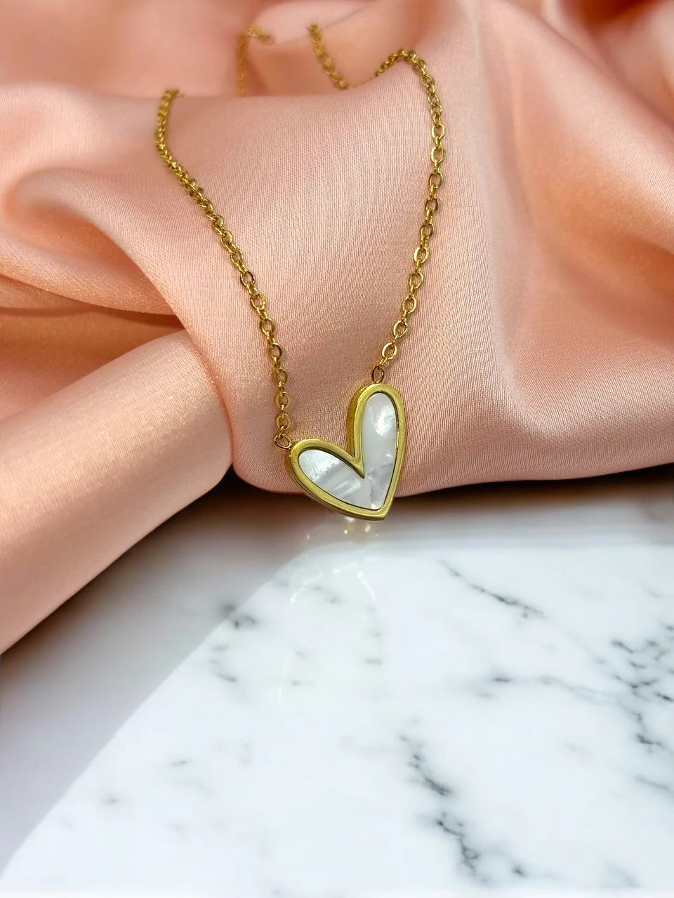 White heart necklace