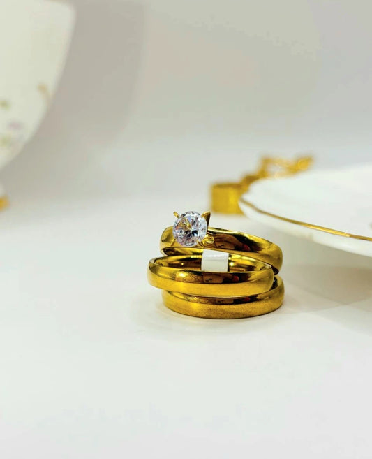 Twinkle stone trio set ring