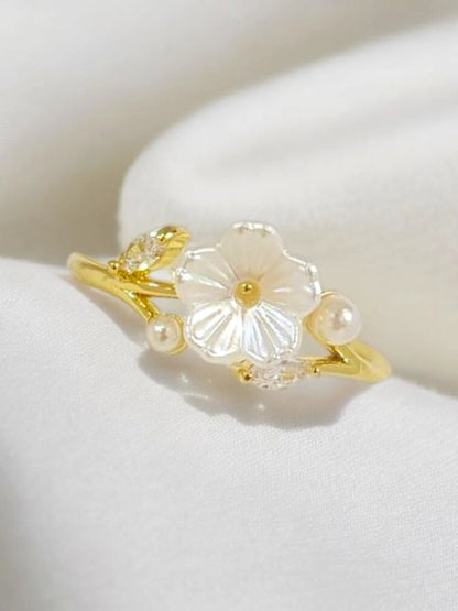 Pearl Flower ring
