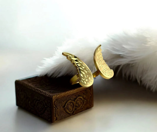 Twin wing ring