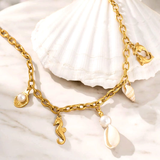 Sea shell charms necklace