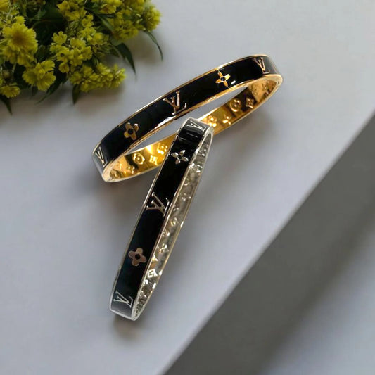 Elegant black VL bangle