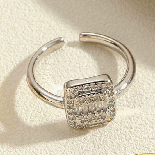 Square sparkle ring