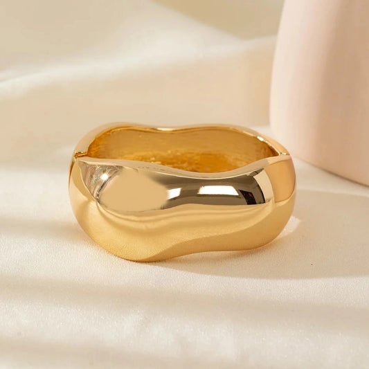 Bloom chunky bangle