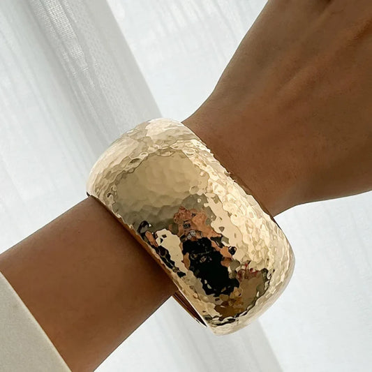 Glow chunky bangle