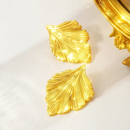 Golden leaf earrings