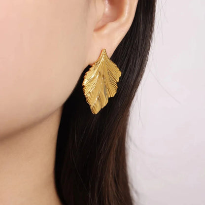 Golden leaf earrings