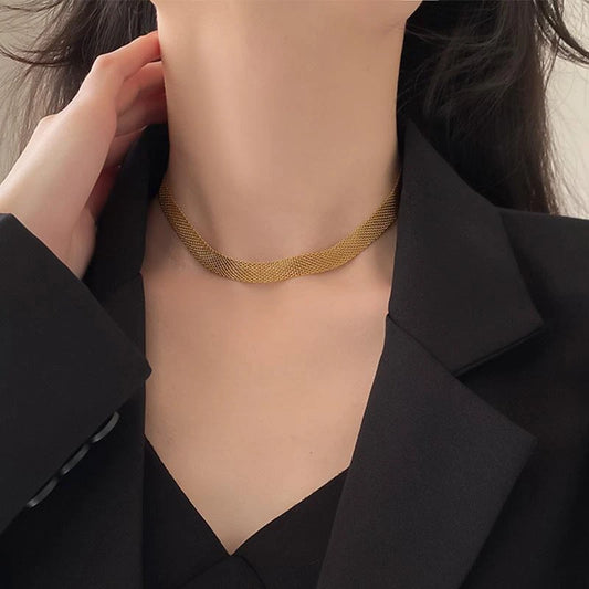 Luxe mesh necklace