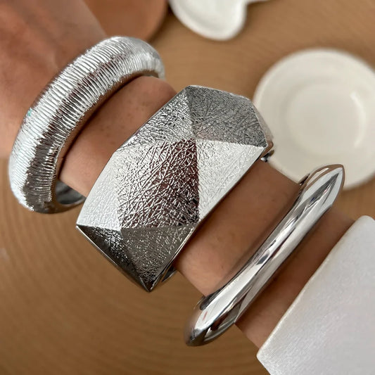 Athena chunky bangle