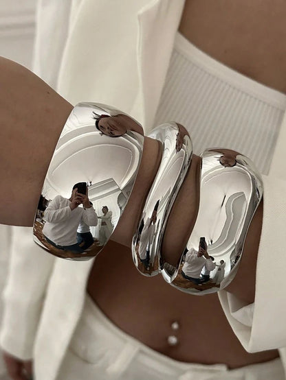Aliana chunky bangle