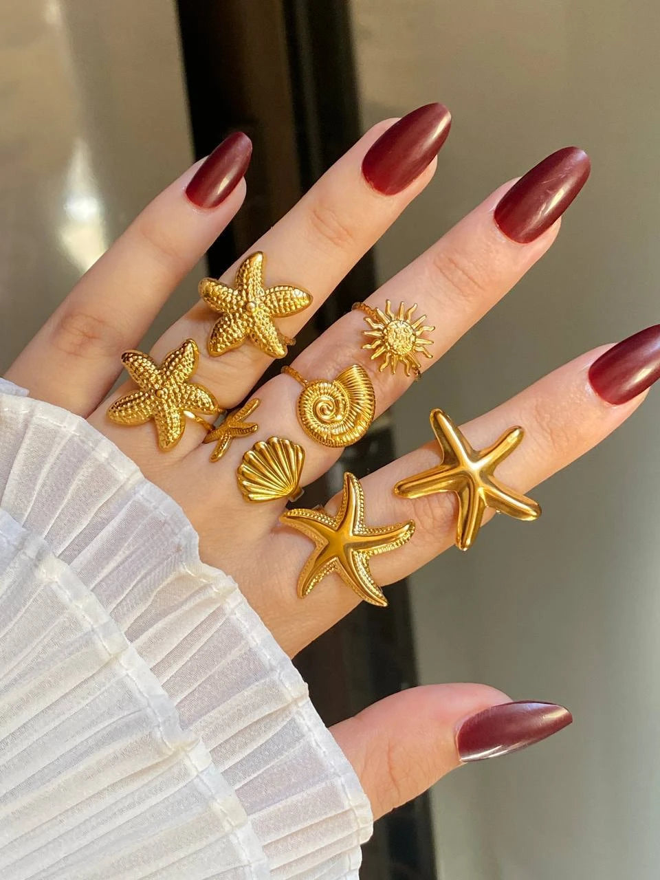 Golden star ring