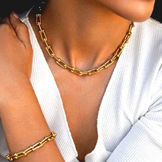 Tiffany set ( Necklace.Bracelet )