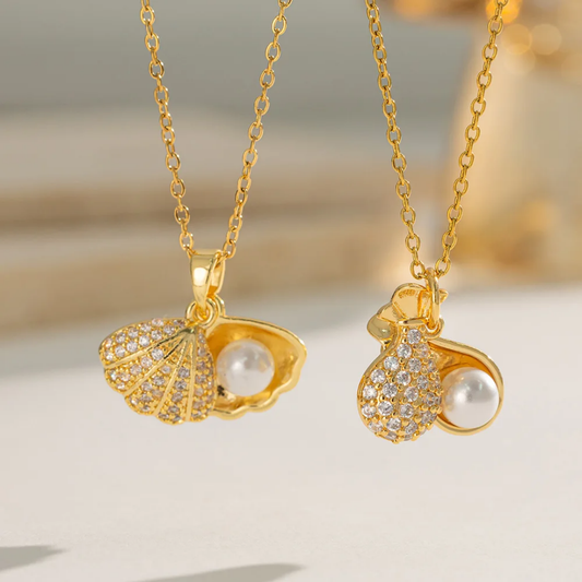 Pearl shell necklace