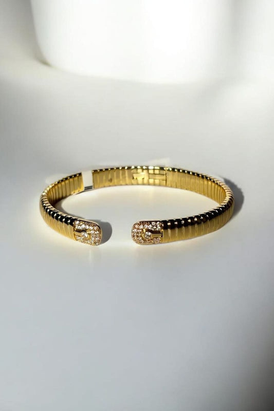 Aurelian cuff _18k gold plated