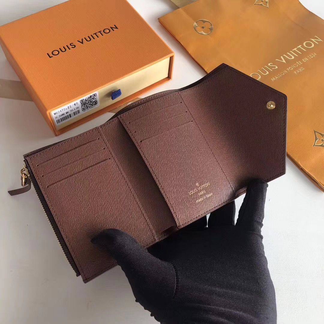 LV Small Wallet